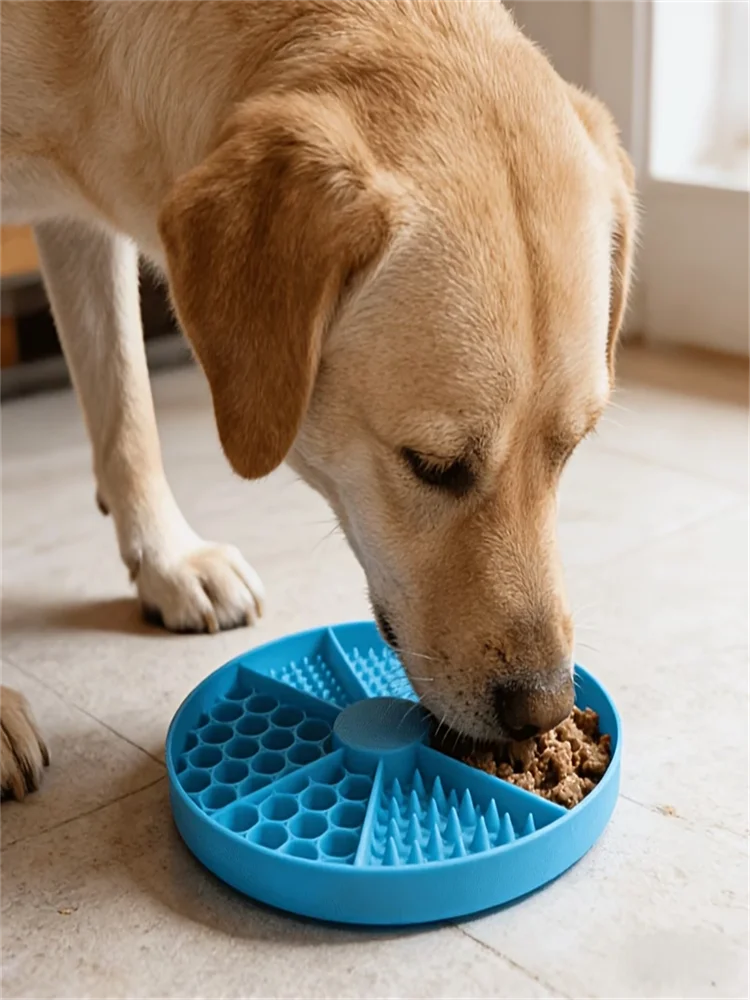 PawVault Calming Lick Mat — Premium Silicone for Dogs & Cats